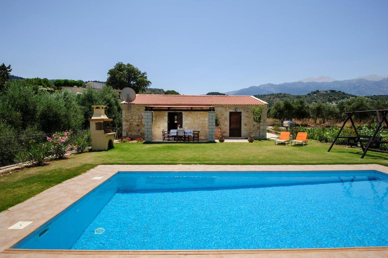 Kontis Village Filippos Luaran gambar