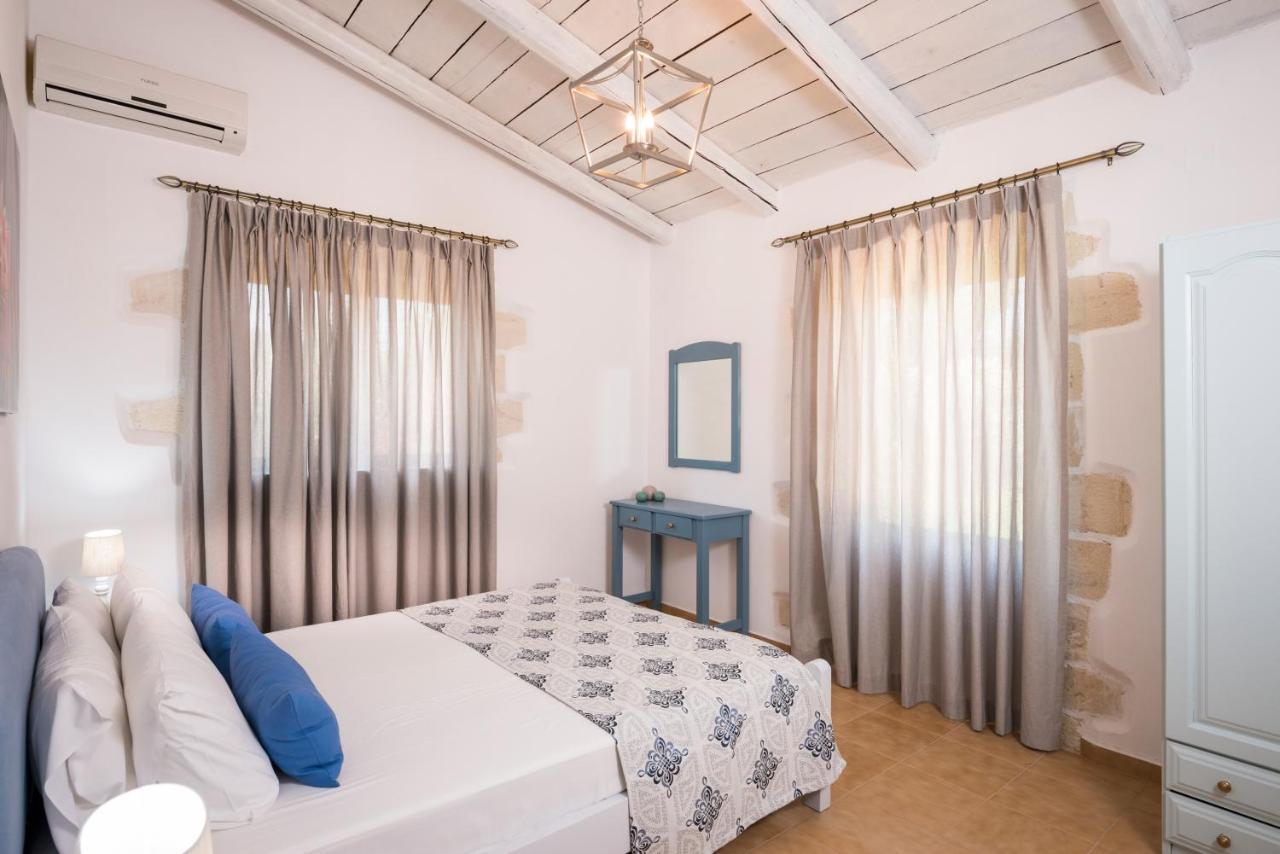Kontis Village Filippos Luaran gambar