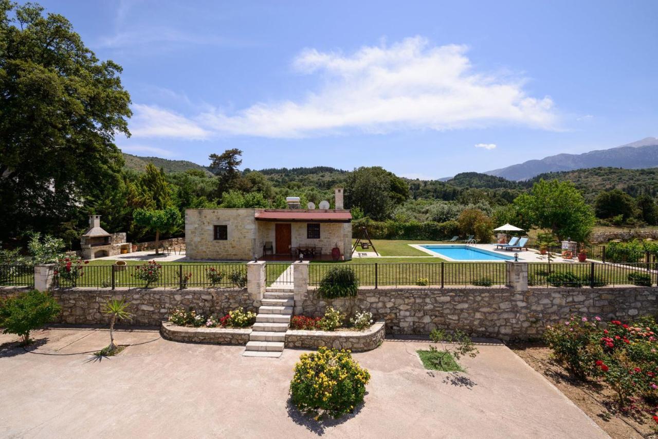 Kontis Village Filippos Luaran gambar