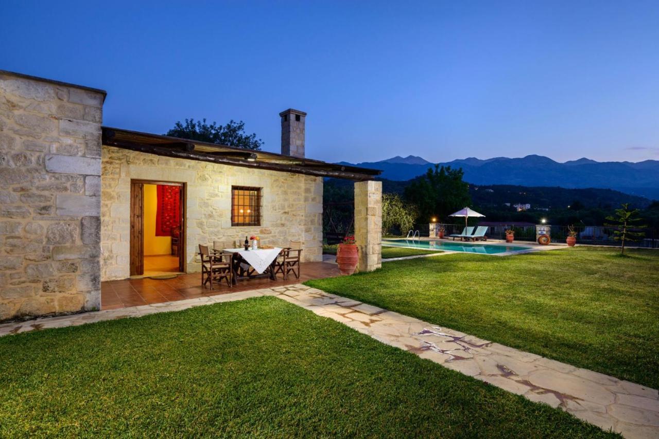 Kontis Village Filippos Luaran gambar