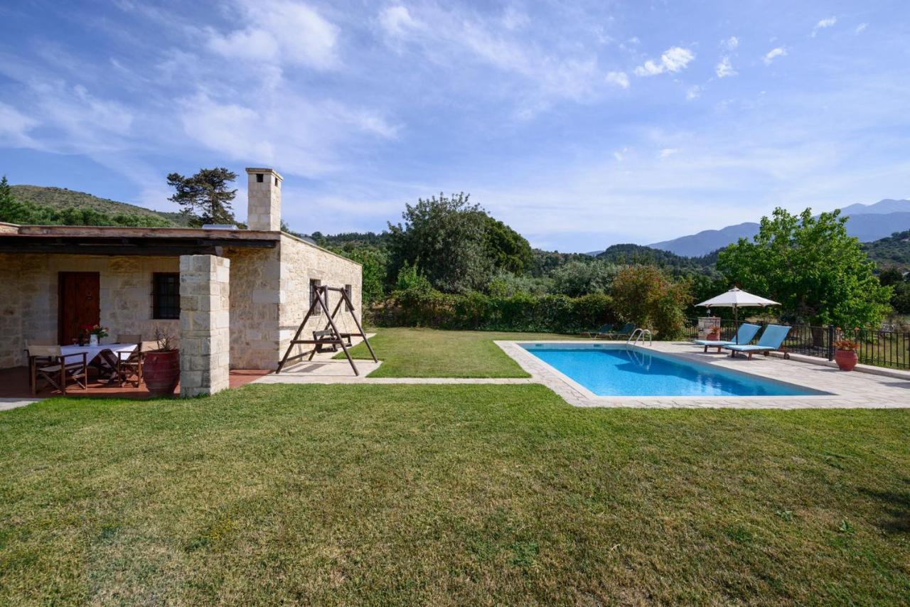 Kontis Village Filippos Luaran gambar
