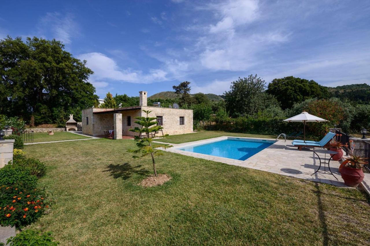 Kontis Village Filippos Luaran gambar