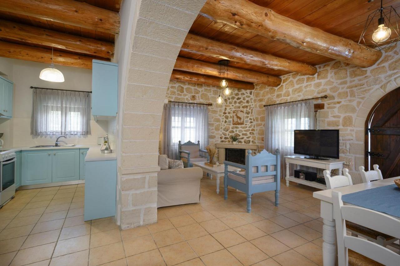 Kontis Village Filippos Luaran gambar