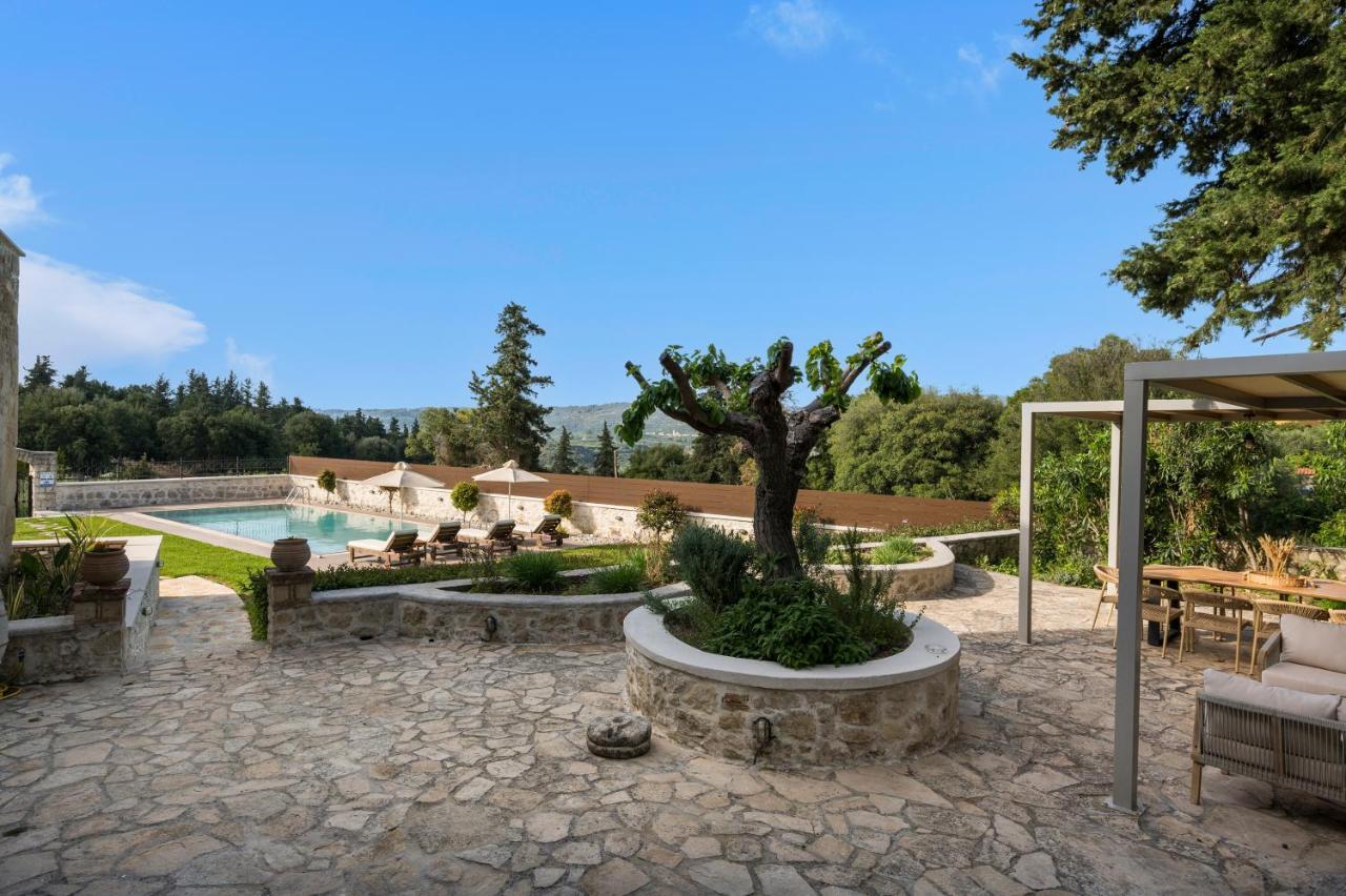 Kontis Village Filippos Luaran gambar